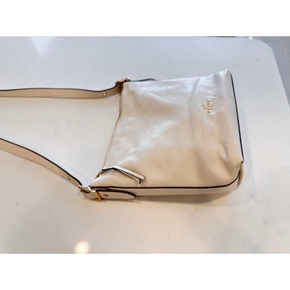 COACH C2818 Val‎ Duffle Pebble Leather Shoulder Bag Purse Chalk White Women's - Picture 10 of 16